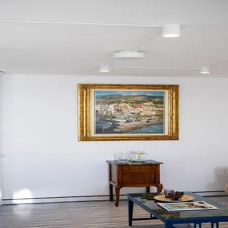 Chic Hideaway In *