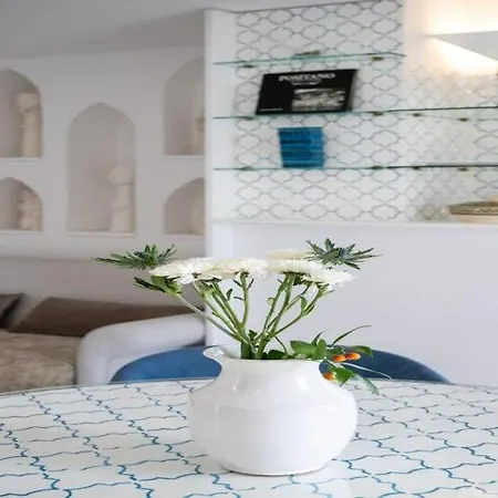 Chic Hideaway In