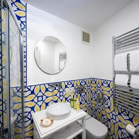 Chic Hideaway In Semesterbostad *