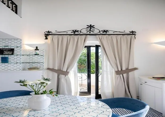 Chic Hideaway In * Позитано